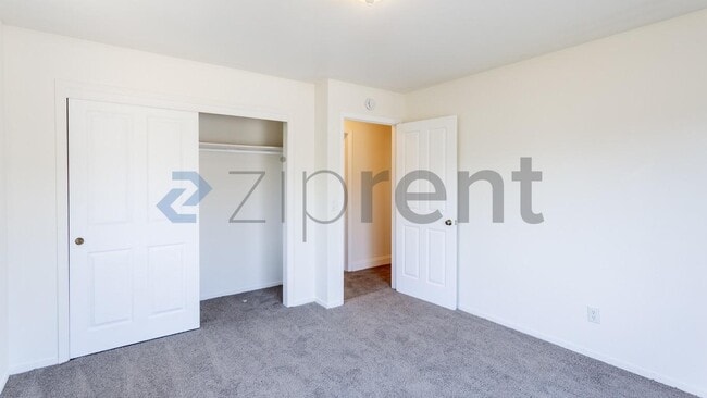 Building Photo - 196 Browns Valley Rd