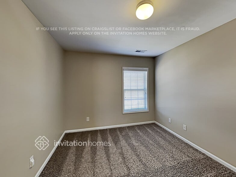 Building Photo - 9423 Pepperidge Ave NW