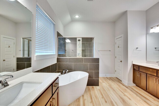 Building Photo - 48 Rancho Trail