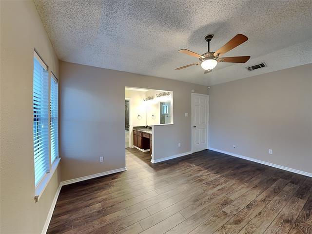 Building Photo - 445 Hillside Dr