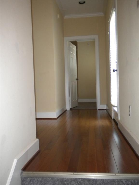 Building Photo - 1342 Rutland St