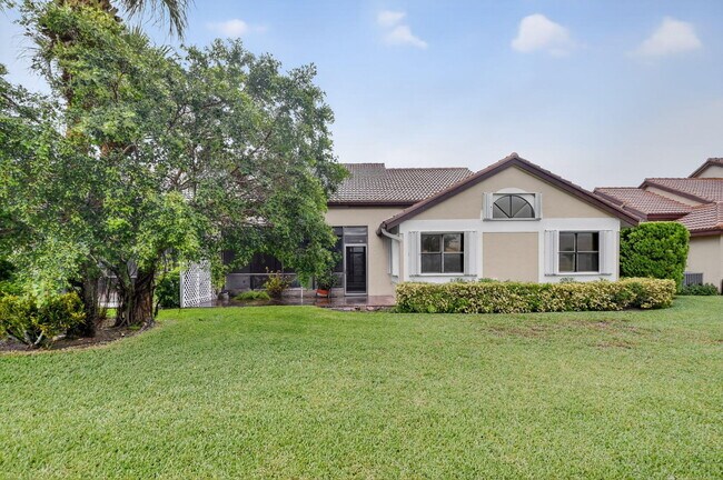 Building Photo - 8081 Cassia Dr