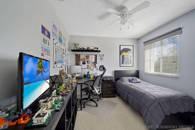 Building Photo - 1457 Banyan Way