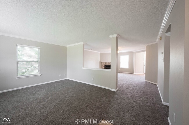 Building Photo - 7623 Hollow Reed Ct