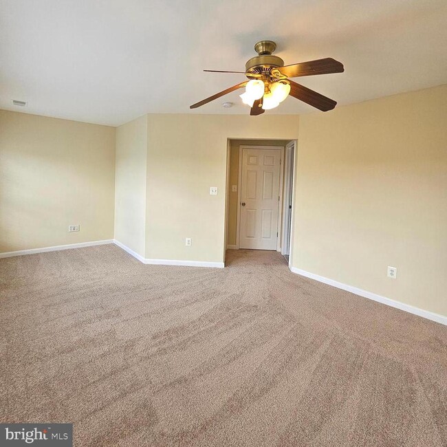 Building Photo - 20992 Kittanning Ln