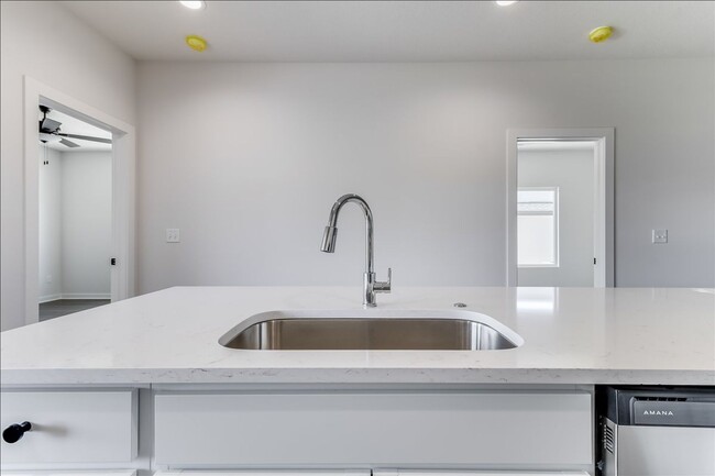 Building Photo - Beautiful Four Bedroom, Two Bathroom