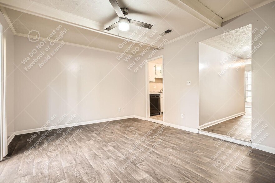 Building Photo - 6424 Woodstone Way