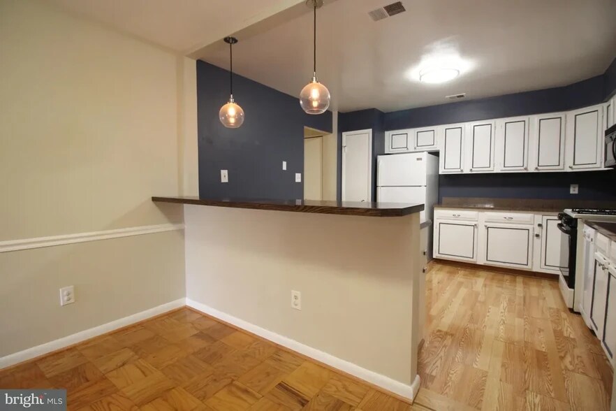 Building Photo - 3712 Steppes Ct