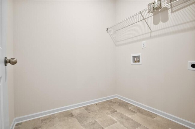 Building Photo - 127 Marion Dr