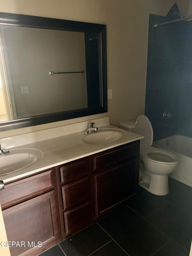 Building Photo - 14692 Oldenberg Ct