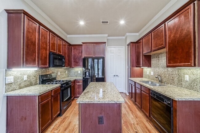 Building Photo - 1117 St Agnes St