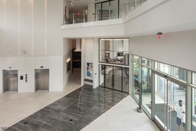 Building Photo - 7 Jessica Ln