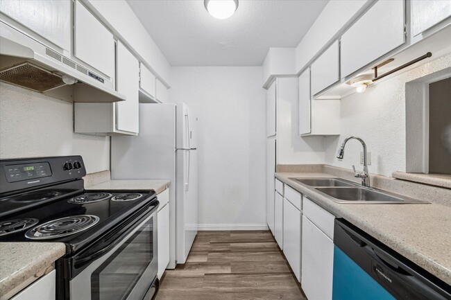 Building Photo - 4647 Wild Indigo St