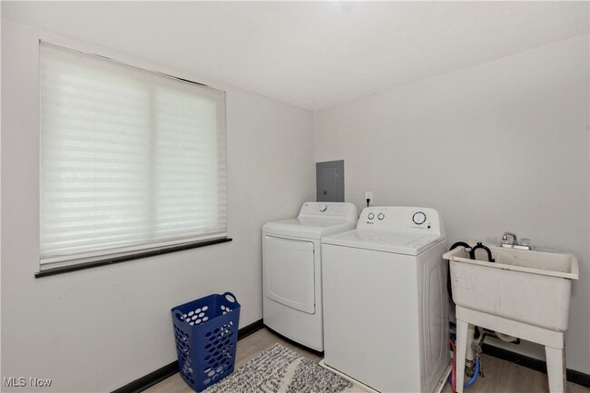 Building Photo - 1178 Mohegan Trl