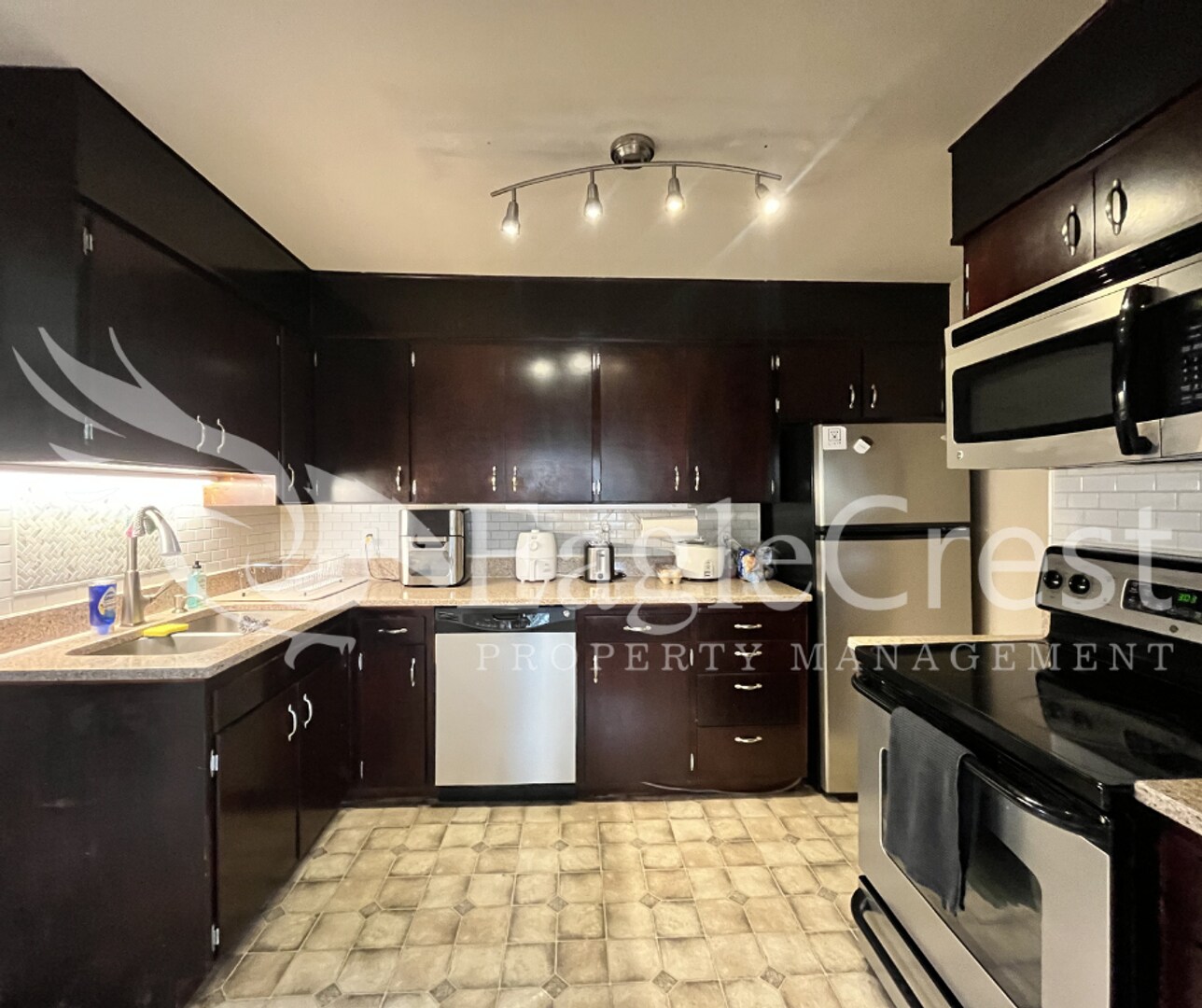 Building Photo - Spacious 3-Bedroom Home with Finished Basement & Fenced Yard