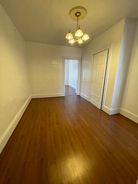 Living room - 4439 Spruce St