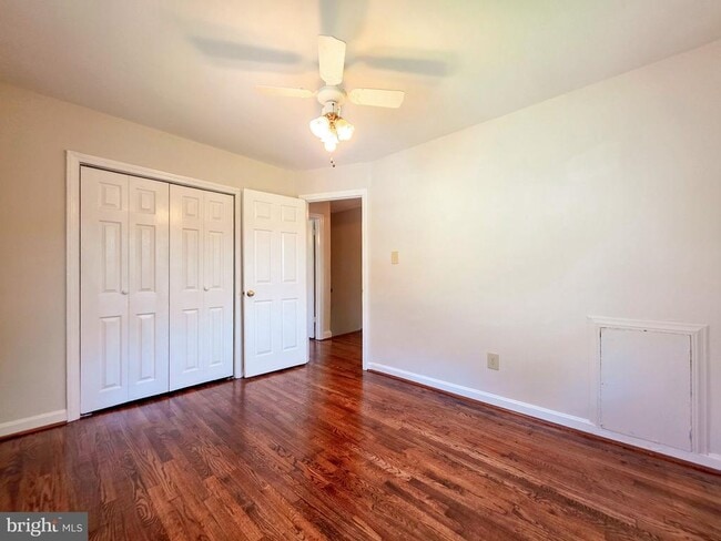 Building Photo - 5818 Fifer Dr