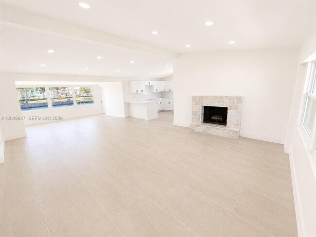Building Photo - 2649 Key Largo Ln