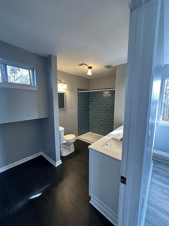 Building Photo - 3492 Point View Cir