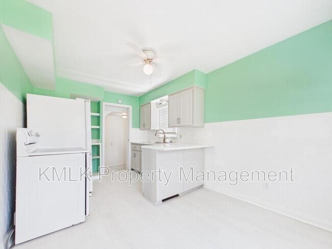 Building Photo - 1263 Atwood Ave