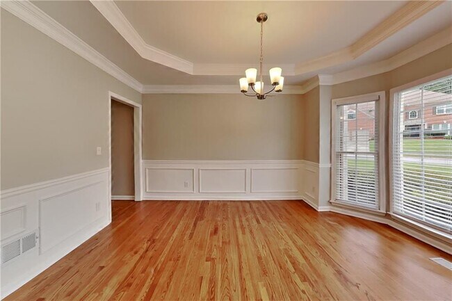 Building Photo - 3930 Summit Gate Dr