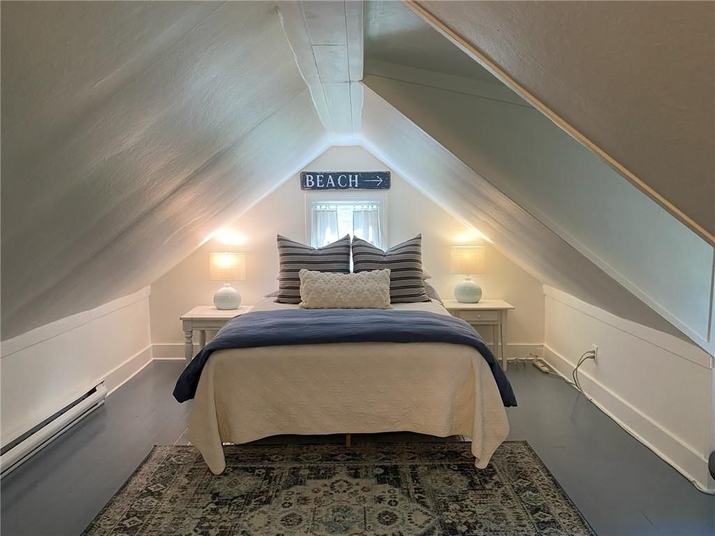 Building Photo - 87 Wood Ln