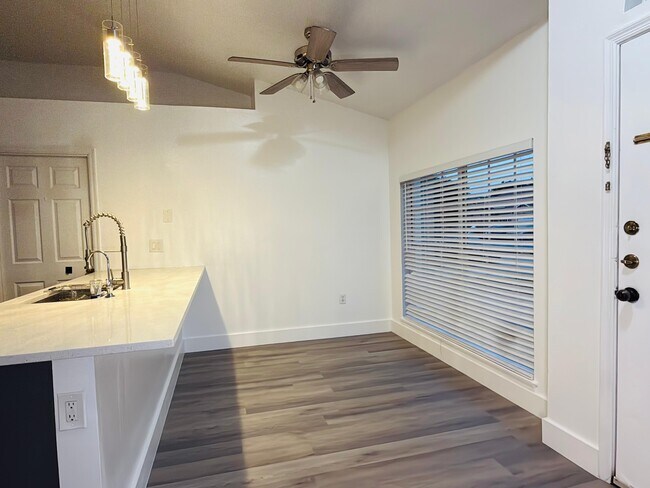 Building Photo - 6921 Long Needle Ct