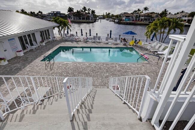 Building Photo - 3114 S Ocean Blvd