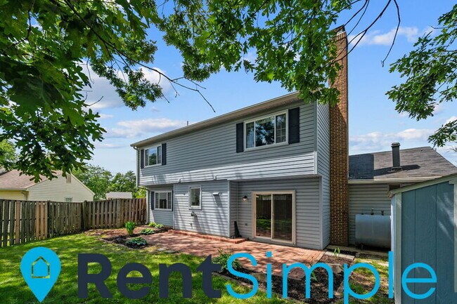 Building Photo - 2143 Maleady Dr