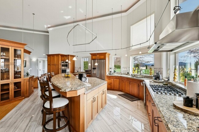 Building Photo - 15541 Bradshaw Rd