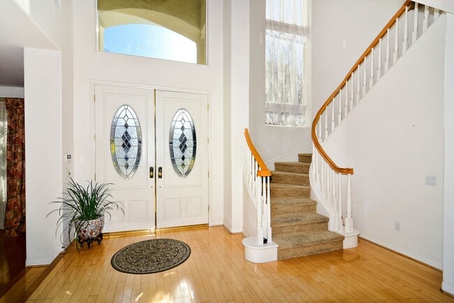 Building Photo - 25339 Prado De Los Arboles