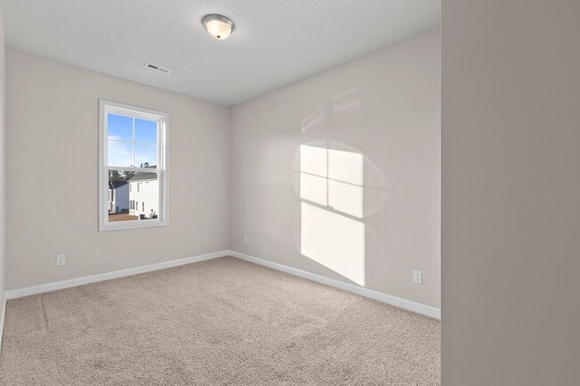 Building Photo - Townhouse For Rent!