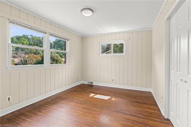 Building Photo - 3 Bedroom Ardmore Home- Pets Welcome-Flexible Lease Lengths Available