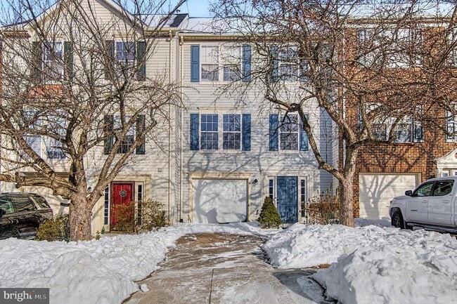 Building Photo - 10159 Elgin Way