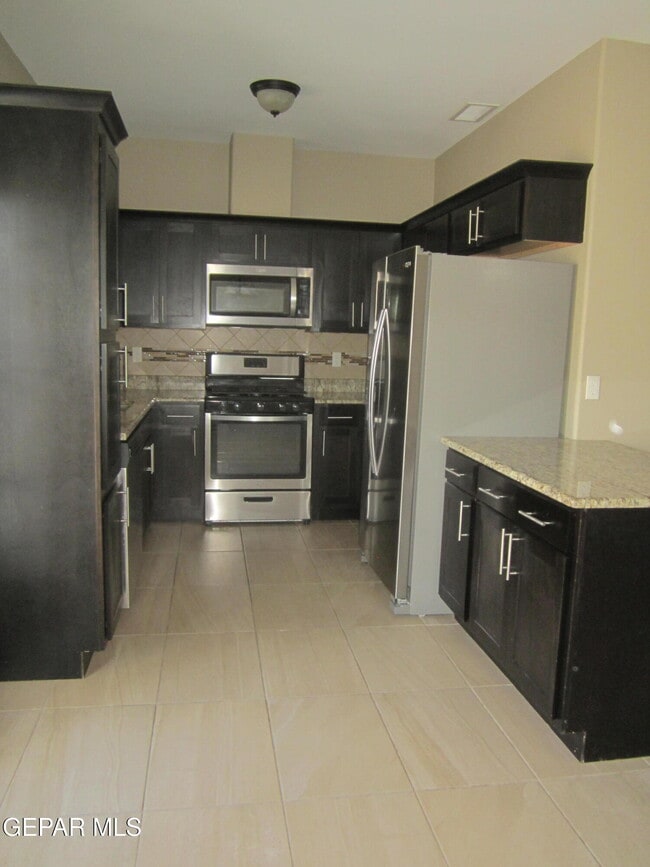 Building Photo - 477 Prime Desert Dr