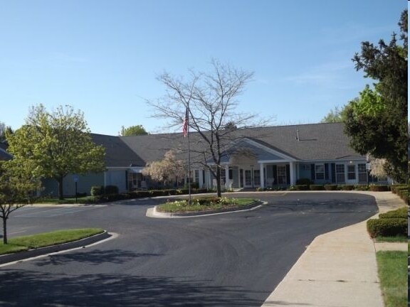 Building Photo - Lawndale
