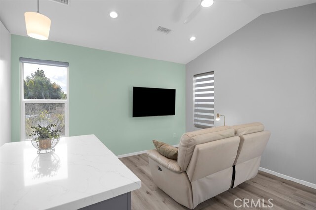 Building Photo - 17764 La Entrada Dr