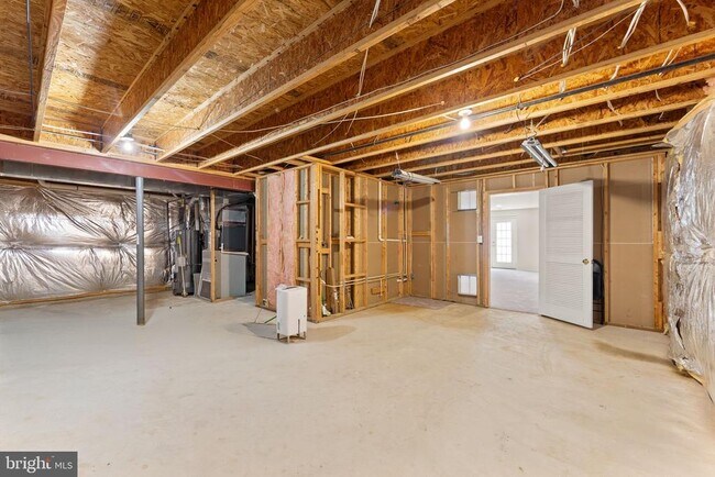 Building Photo - 8309 Double Eagle St
