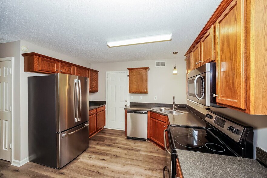 Building Photo - 15252 Eric Kyle Dr