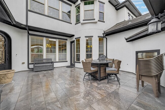 Building Photo - 2515 Avon Gate Ct