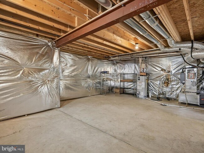 Building Photo - 23 Taylors Hl Wy
