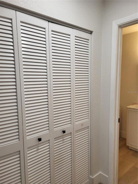 Building Photo - 5521 80th St N