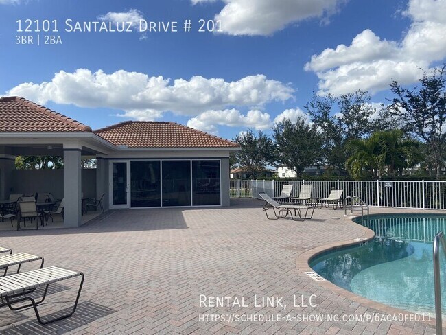 Building Photo - 12101 Santaluz Dr