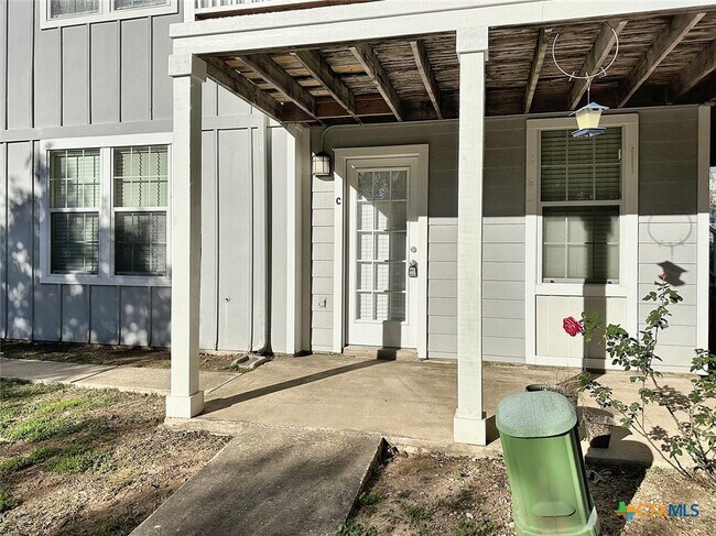 Building Photo - 148 Rush Haven