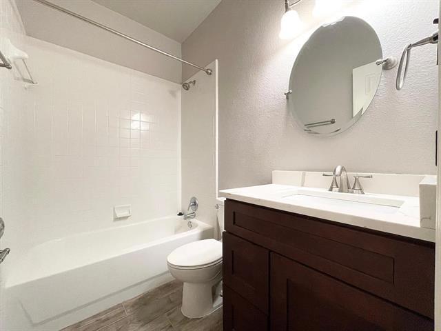 Building Photo - 2812 Black Canyon Dr