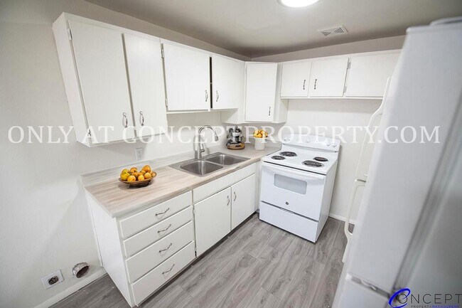 Interior Photo - 6660 S 1300 W