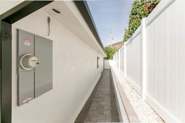 Building Photo - 27964 Carvel Dr