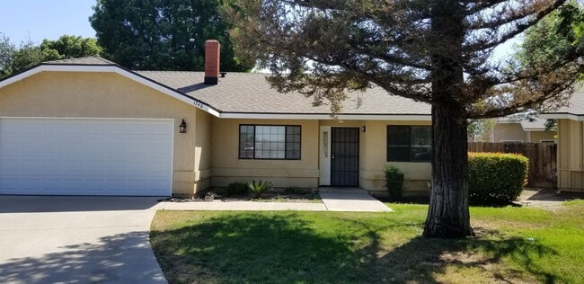Primary Photo - 1746 Carson Ave