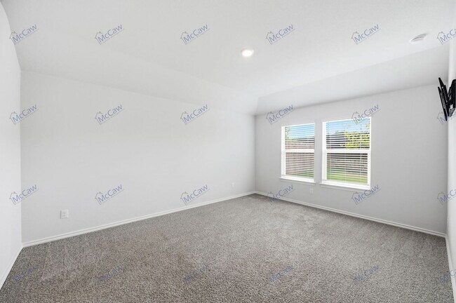 Building Photo - 537 Bronze Cir W