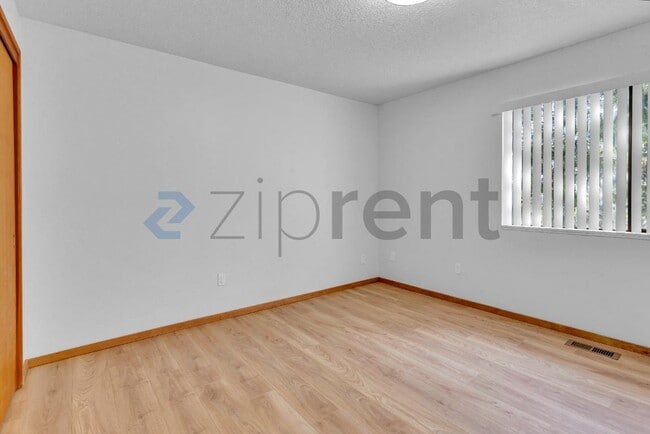 Building Photo - 264 Cervantes Cir